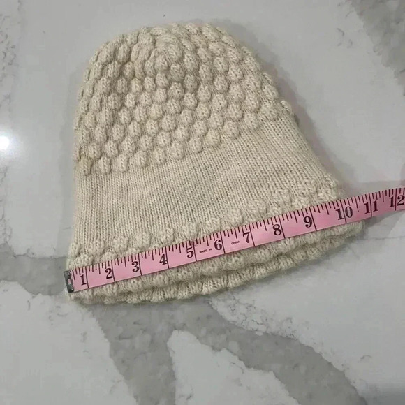 Winter Beanie Popcorn Texture Knit Hat Cream Color Stretchy Cozycore Outerwear - Picture 5 of 6